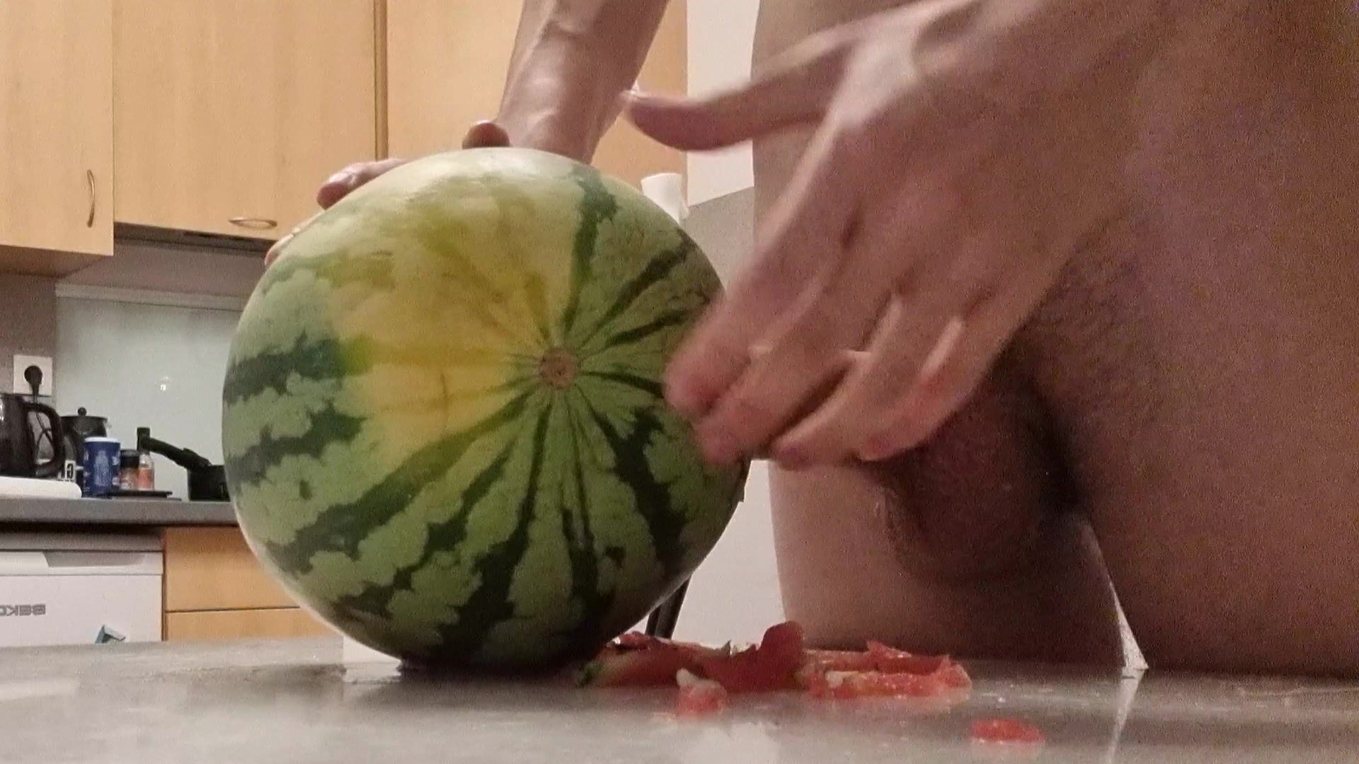 i wanna fuck this watermelon... 😅