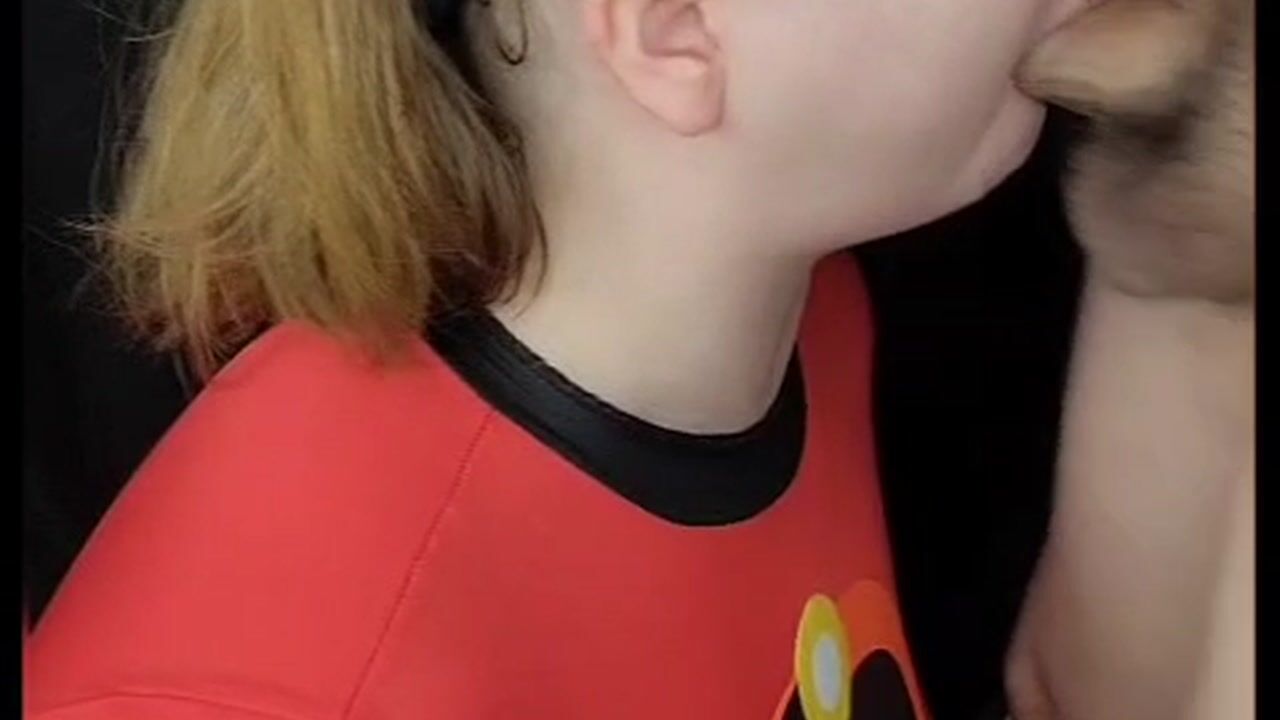 Mrs Incredible cheats on Mr Incredible with Syndrome! (blow job and facial)