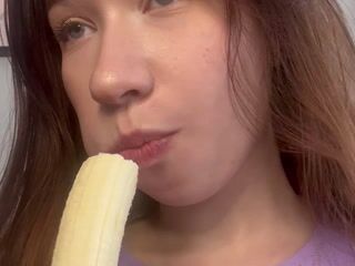 Medelyn77 Cam Model Profile | Stripchat