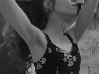 Perfil Modelo Webcam FlowerOfSin2001 | Stripchat