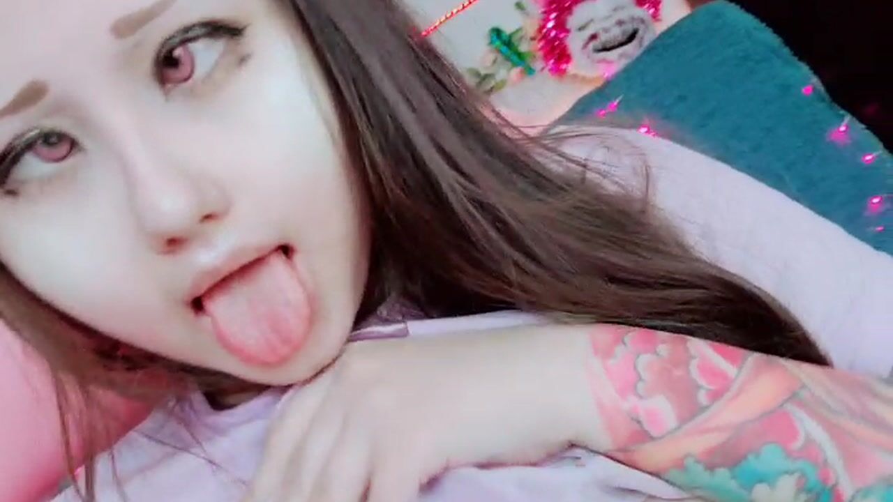 Ahegao and pierced nude tits ♥