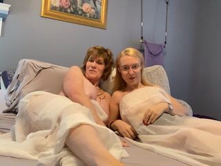 girlgirl Alina and Sindee the next morning 3some with you