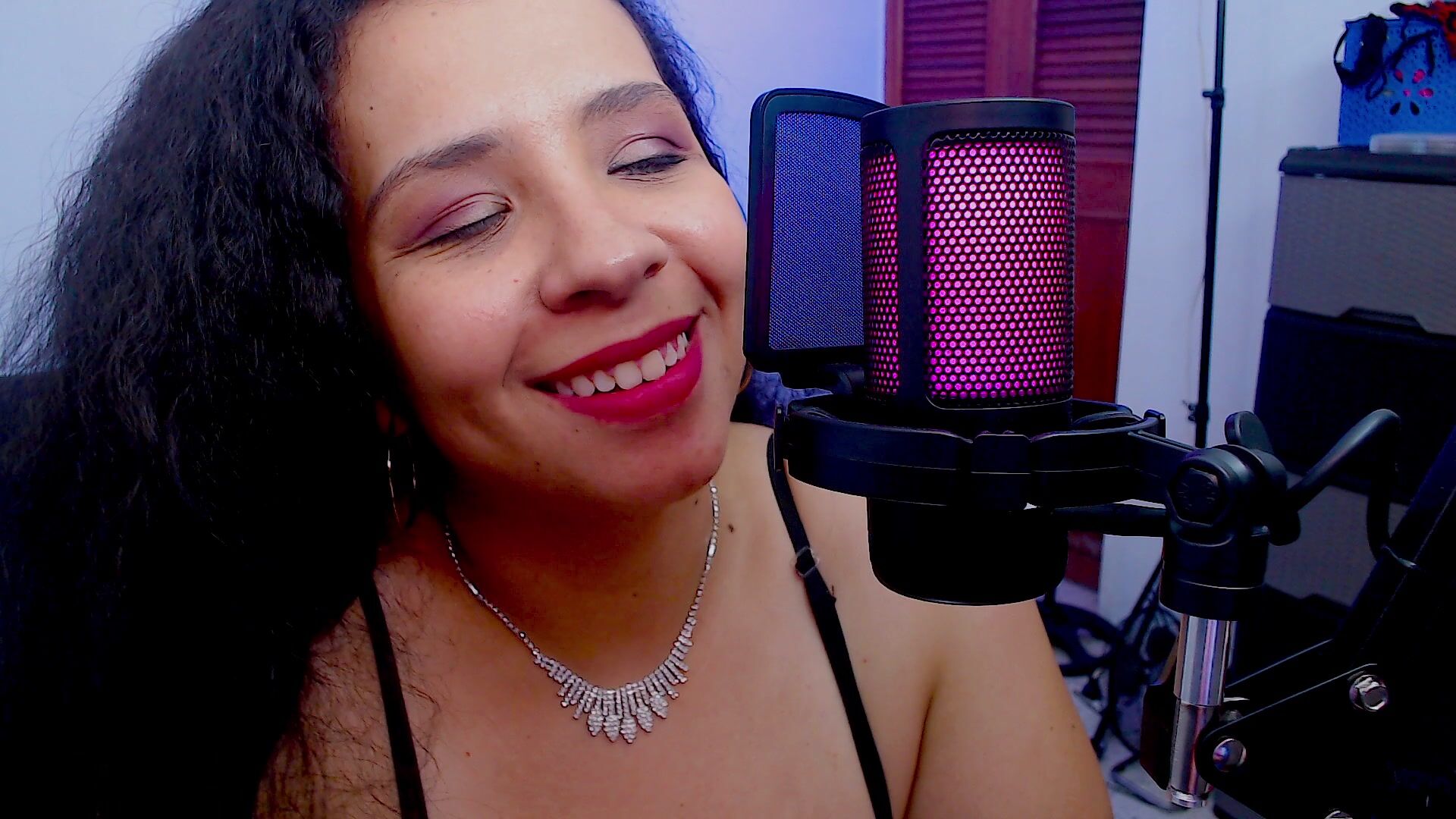 ASMR LYA