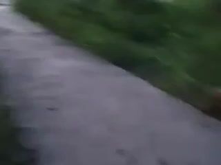 Me la saco en parque  publico
