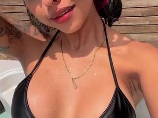 fresh day - video by mariana_lopezz cam model