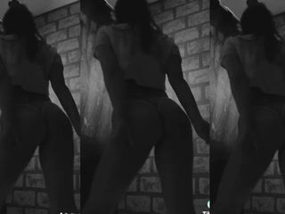 hip movement - video by Stella_Rosi cam model