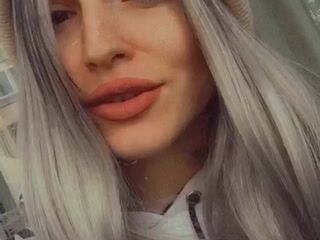 Join us on @Peachesbecrazyx - video by AgnesMoon_ cam model