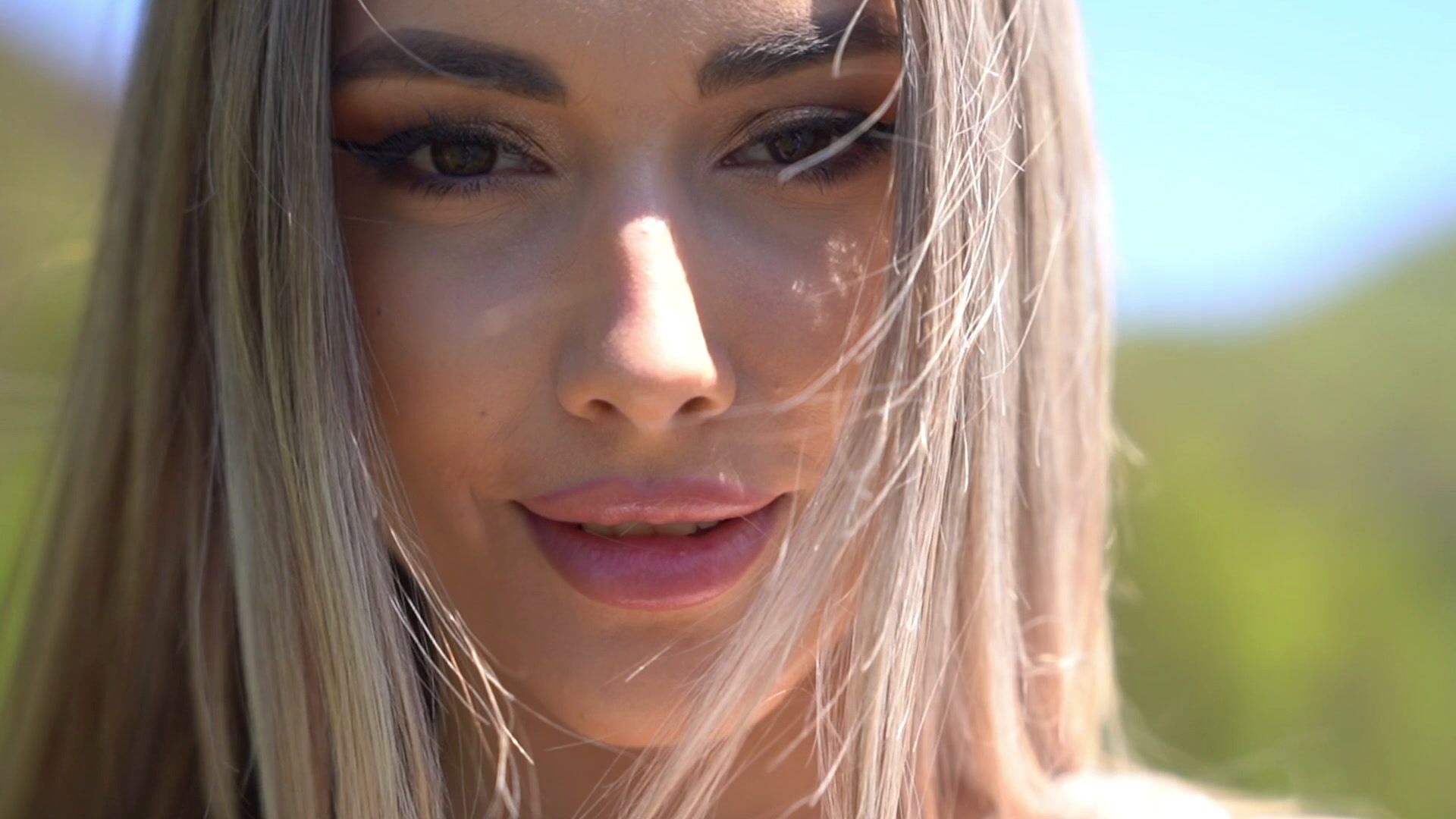 Sexiness - video by KylieBlaze cam model