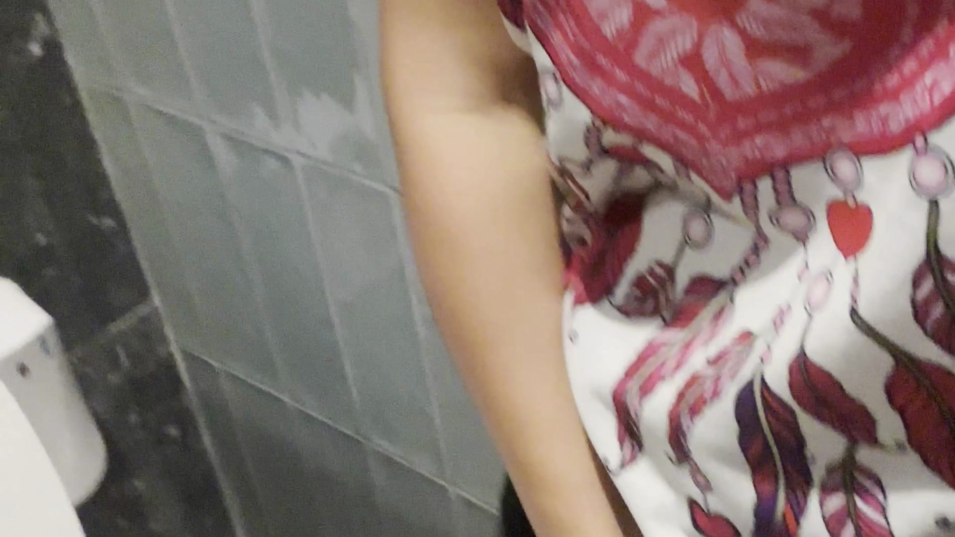 Public Masturbation In Mall Bathroom - Jasmine SweetArabic