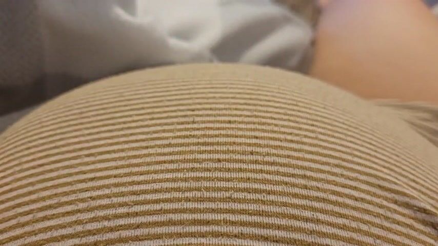 30 weeks pregnant belly moving baby kicking