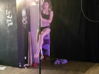 pole dancing lesson - video by Lina_lou4 cam model
