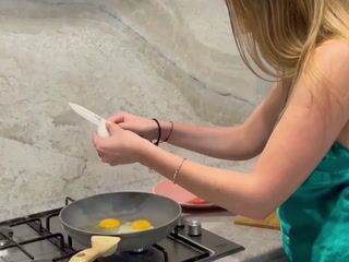 I like cooking - video by Jessie_Morgan_ cam model