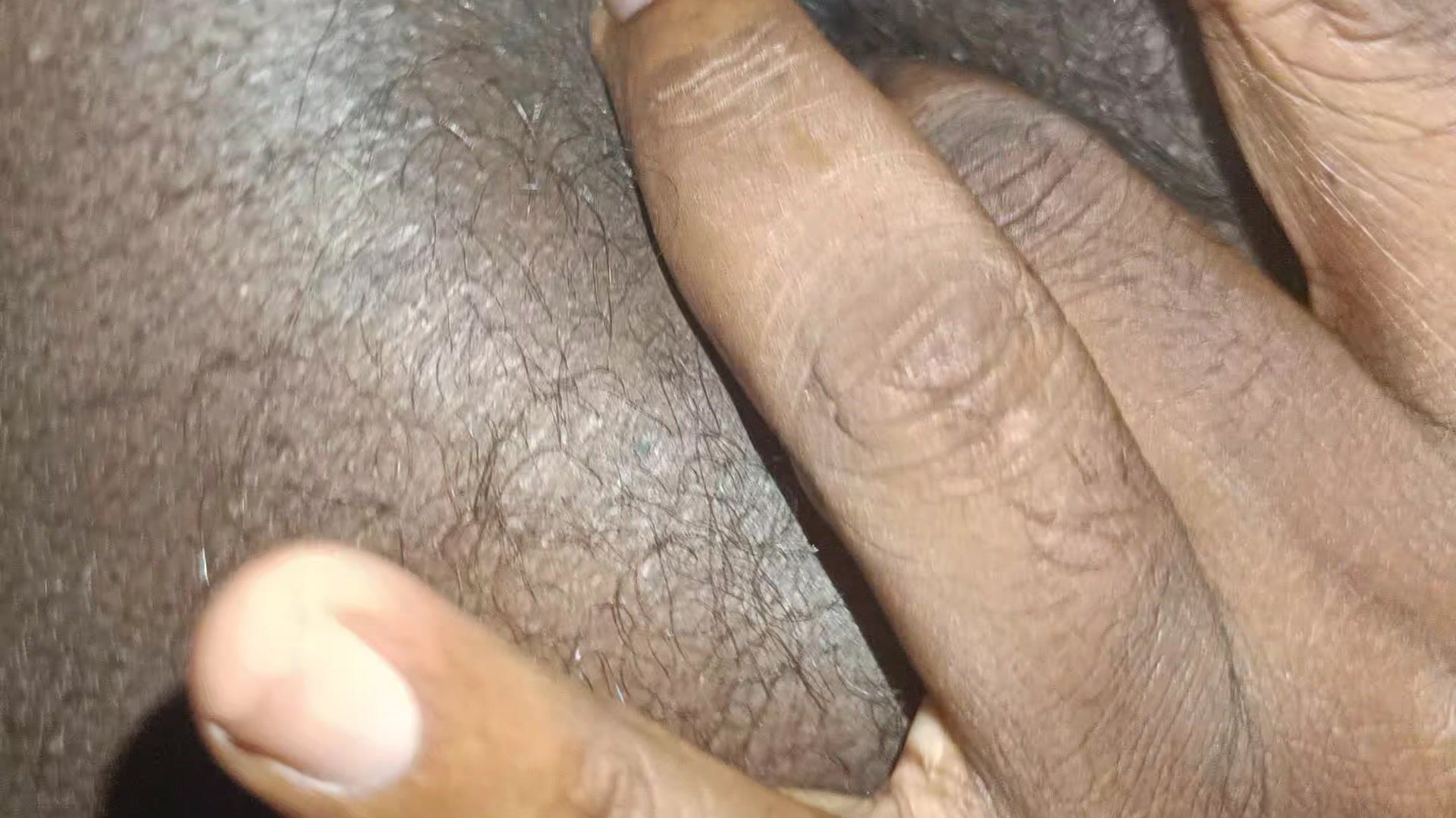 Fingering ass 🍑