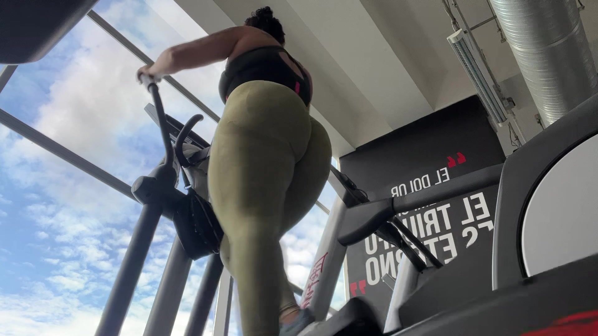 A little cardio to warm up that ass