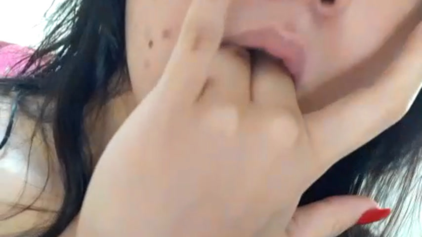 Sucking fingers :()